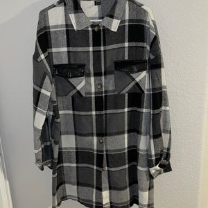 SHEIN Oversized Plaid Jacket
